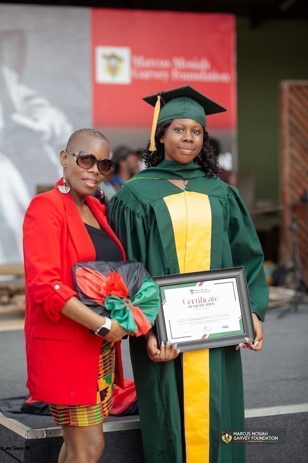 Vocational Students Graduation photograph 43